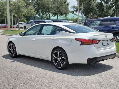 Certified 2025 Nissan Altima 2.5 SR w/ SR Premium Package FWD image 8