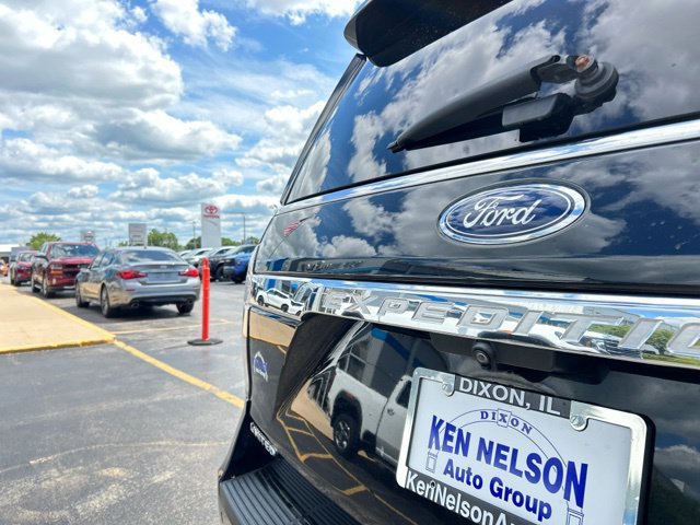 Used 2021 Ford Expedition Limited AWD/4WD image 9