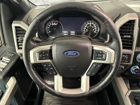 Used 2017 Ford F150 Lariat w/ Equipment Group 502A Luxury AWD/4WD image 11