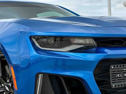 Used 2017 Chevrolet Camaro ZL1 RWD image 10