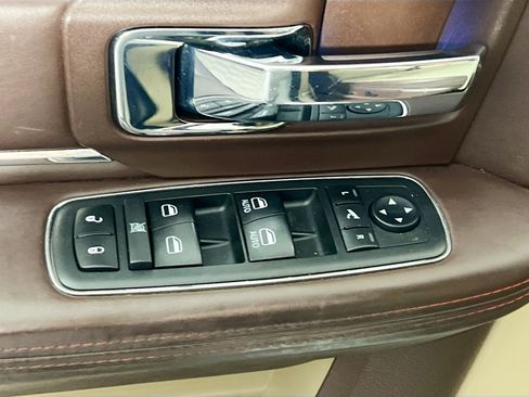 Used 2018 RAM 1500 Laramie Longhorn w/ Longhorn Southfork Package AWD/4WD image 16