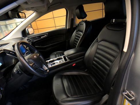 Certified 2024 Ford Edge SEL w/ Convenience Package AWD/4WD image 10