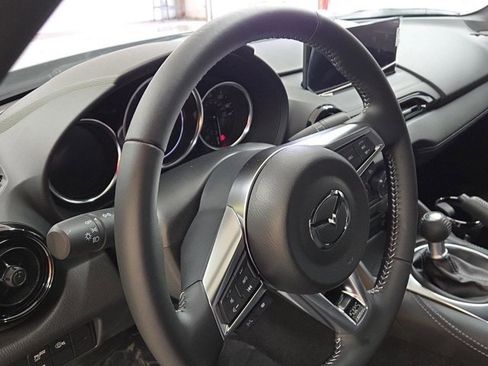 New 2025 MAZDA MX-5 Miata Club image 10