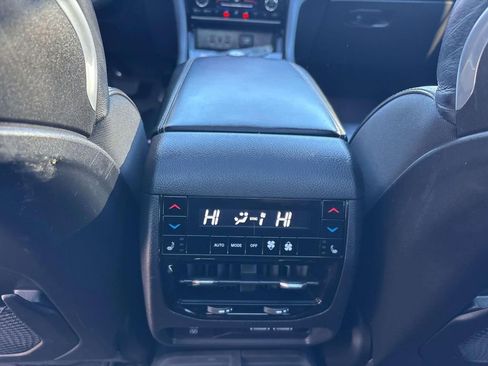 Used 2023 Jeep Grand Cherokee Overland w/ Luxury Tech Group IV image 11