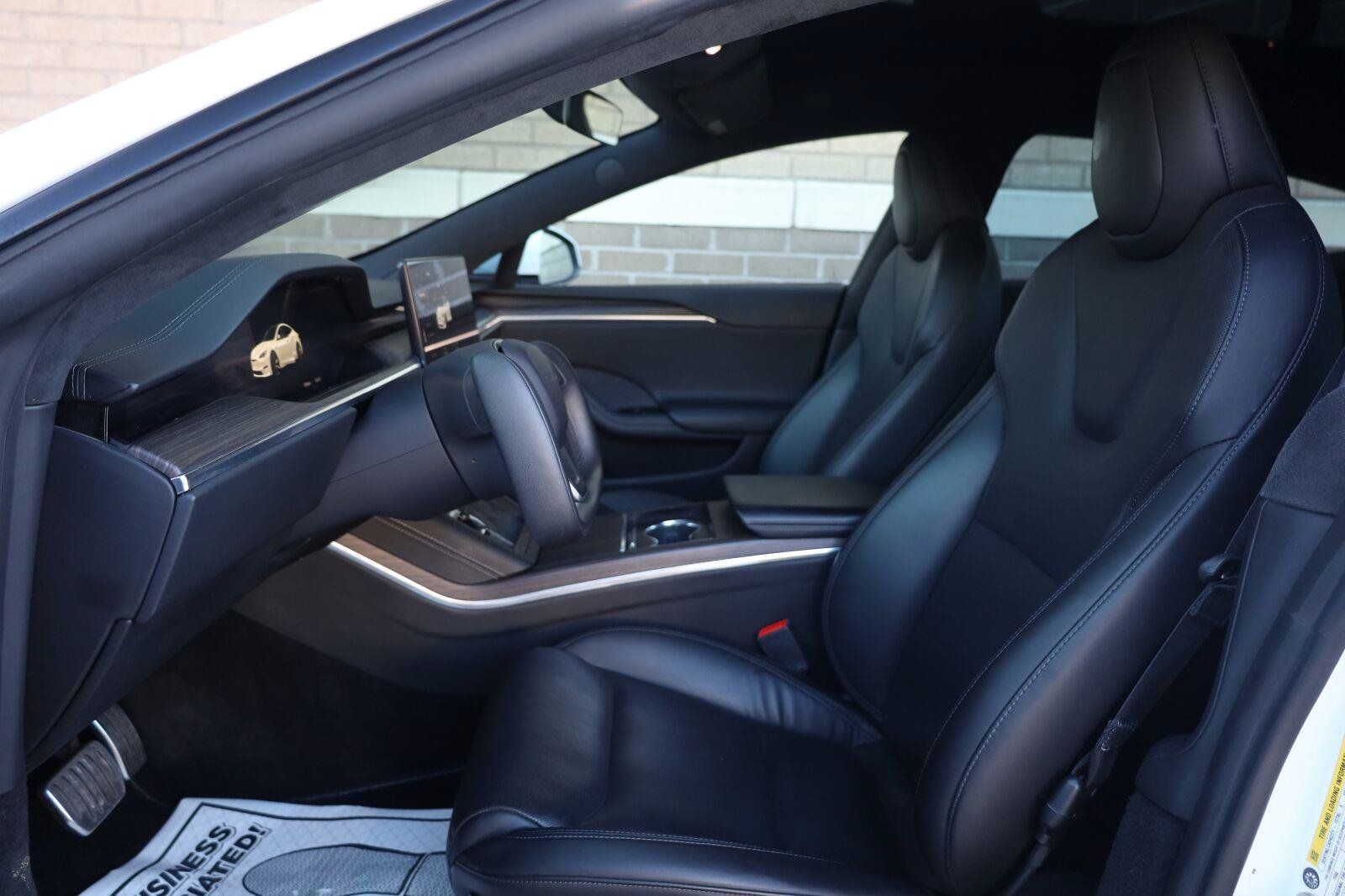 Used 2022 Tesla Model S AWD/4WD image 18