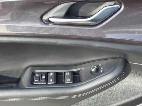 Used 2022 Jeep Grand Cherokee Altitude AWD/4WD image 24