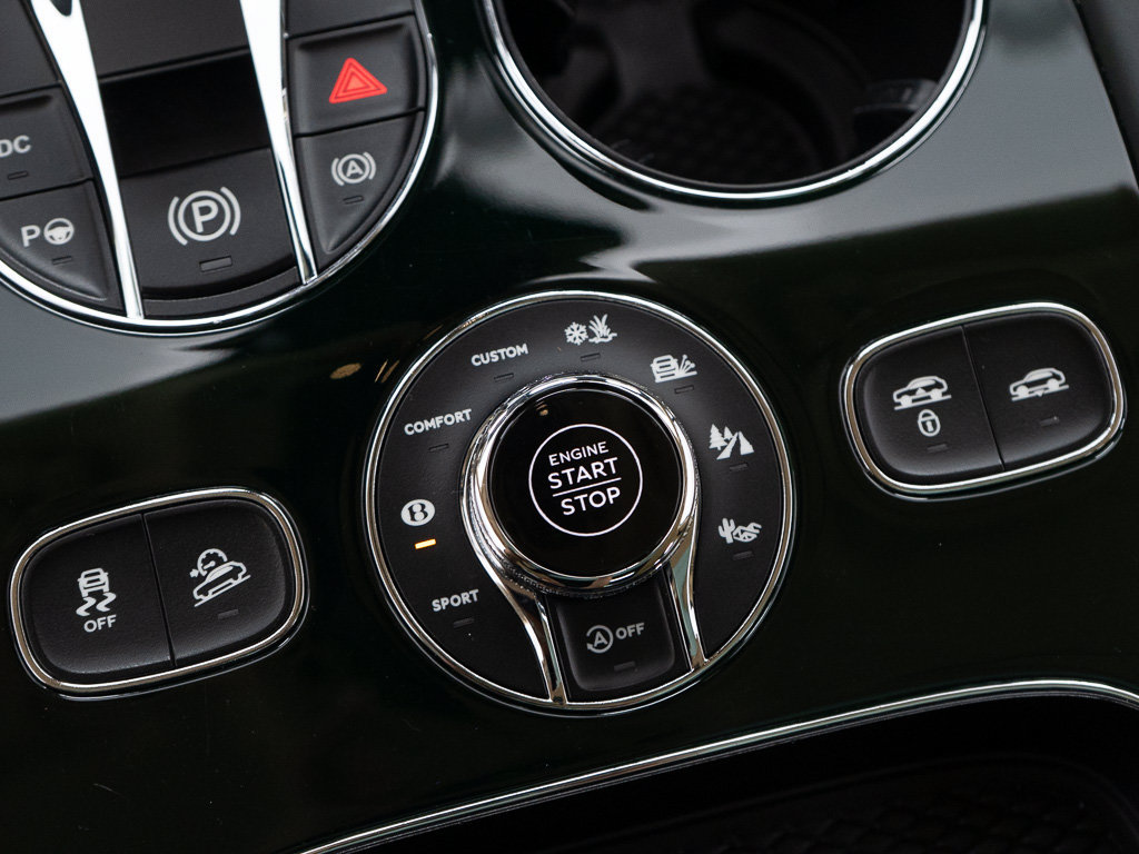 Certified 2022 Bentley Bentayga Speed AWD/4WD image 35