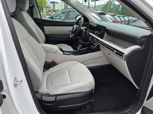 Certified 2025 Hyundai Tucson SEL AWD/4WD image 32