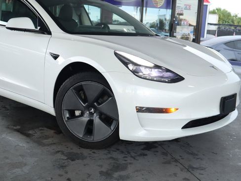 Used 2023 Tesla Model 3 Standard Range RWD image 2