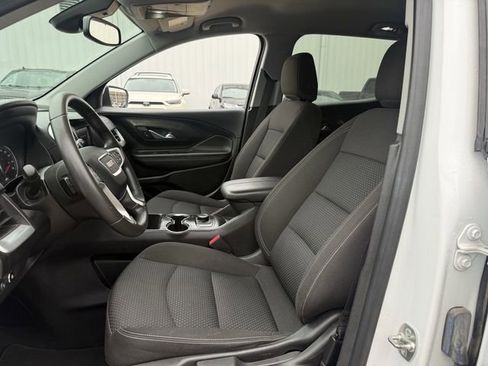 Used 2024 GMC Terrain SLE AWD/4WD image 27