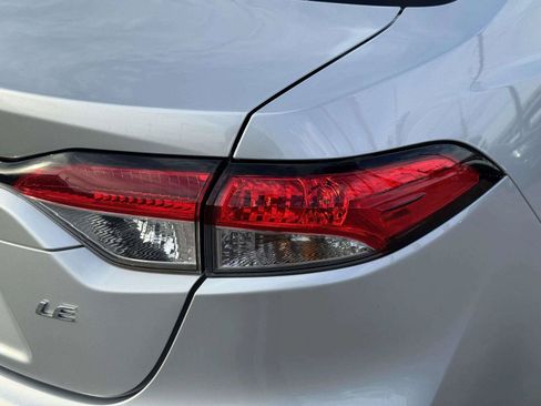 Used 2023 Toyota Corolla LE FWD image 15
