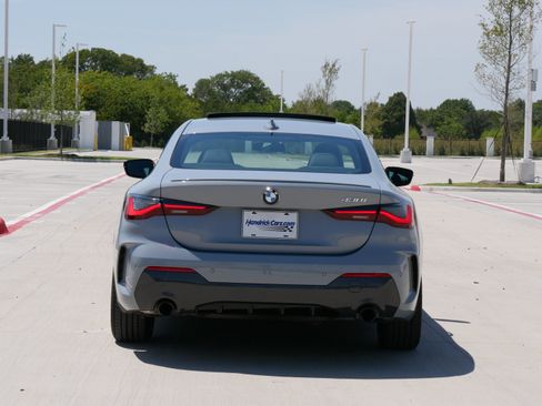 Used 2022 BMW 430i Coupe w/ M Sport Package RWD image 8