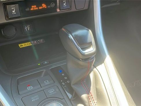 Used 2023 Toyota RAV4 XSE image 17