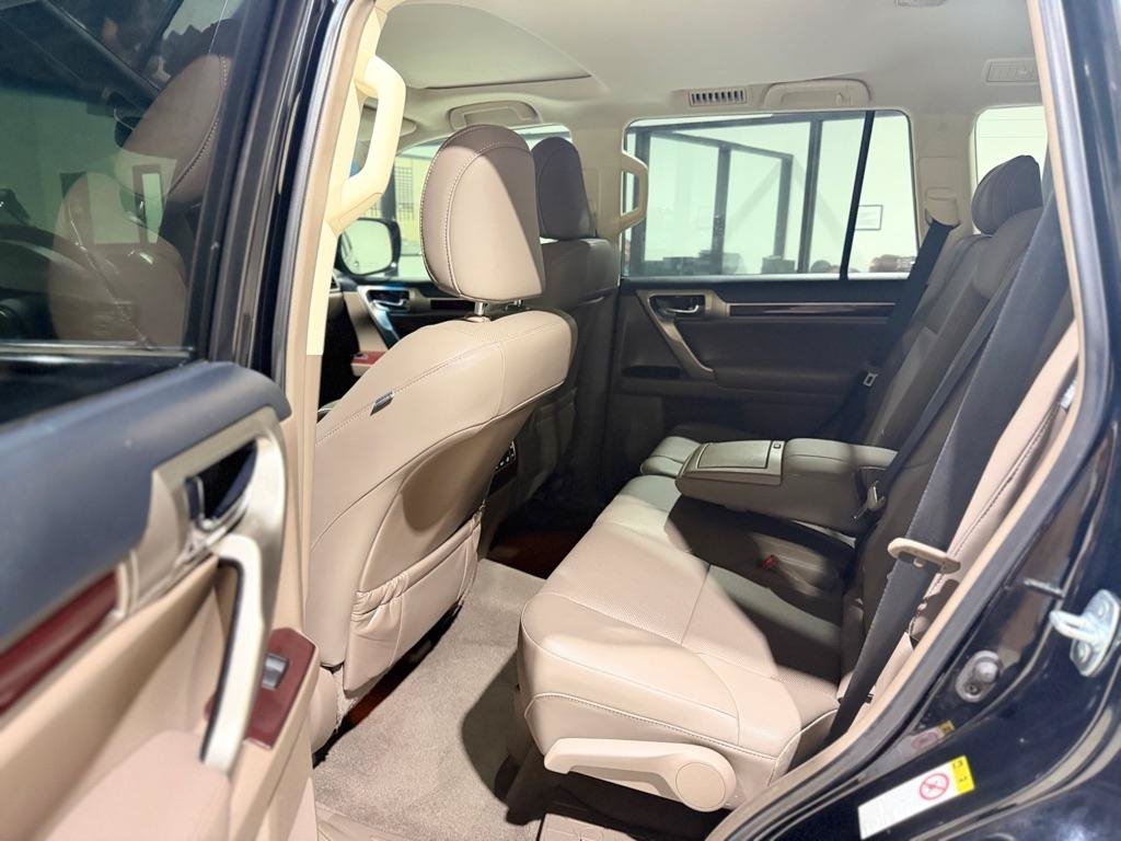 Used 2019 Lexus GX 460 Premium AWD/4WD image 12