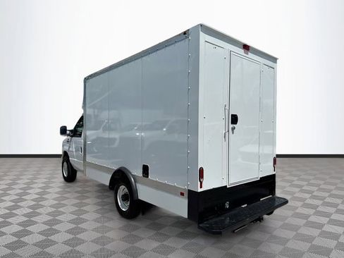New 2025 Ford E-350 and Econoline 350 Super Duty w/ Power Equipment Group RWD image 4