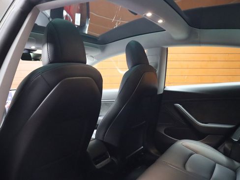 Used 2020 Tesla Model 3 Long Range image 26
