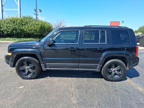 Used 2015 Jeep Patriot Sport w/ Power Value Group AWD/4WD image 5