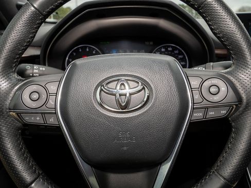 Used 2021 Toyota Avalon Limited w/ Advanced Safety Package image 19