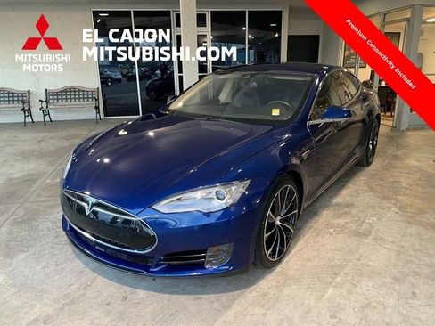 Used 2015 Tesla Model S 70D image 7