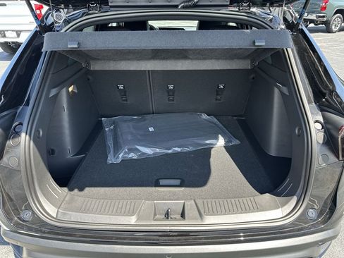 New 2026 Chevrolet Trax RS w/ Driver Confidence Package FWD image 28
