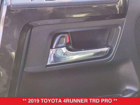 Used 2019 Toyota 4Runner TRD Off-Road Premium image 9
