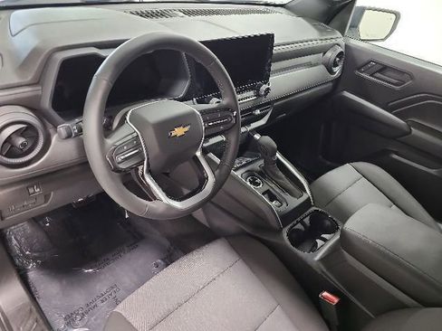 Used 2026 Chevrolet Colorado W/T w/ Advanced Trailering Package AWD/4WD image 24