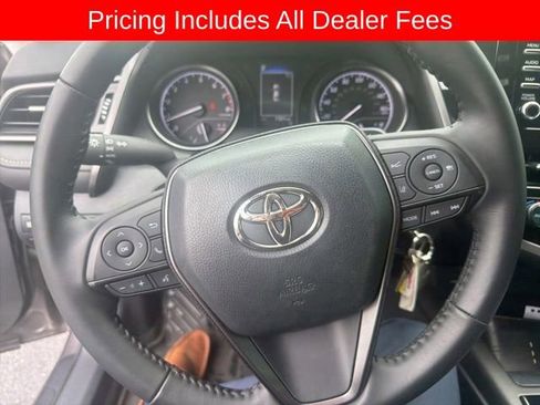 Used 2024 Toyota Camry SE FWD image 8