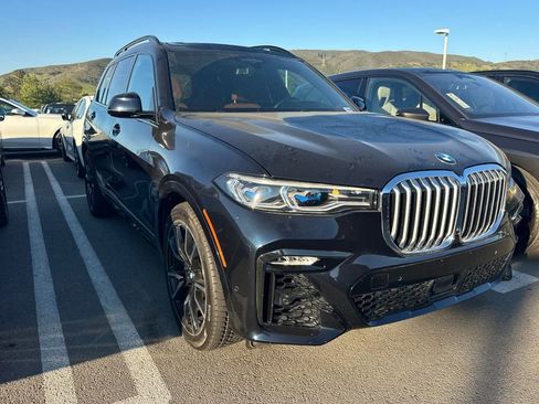 Used 2019 BMW X7 xDrive50i w/ M Sport Package image 2