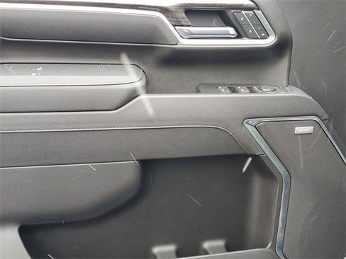 Certified 2025 Chevrolet Silverado 2500 LTZ w/ LTZ Plus Package image 14