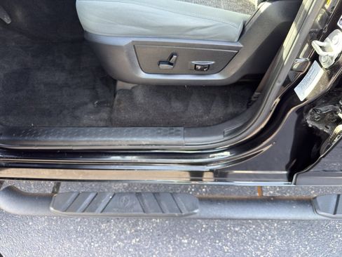 Used 2017 RAM 1500 Big Horn image 15