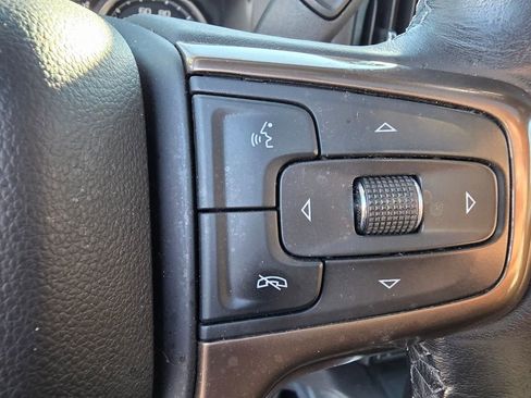 Used 2020 Chevrolet Silverado 1500 High Country w/ Technology Package image 27