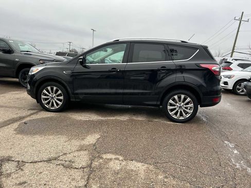 Used 2018 Ford Escape Titanium w/ Ford Safe & Smart Package image 27