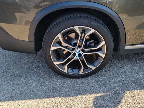 Used 2024 BMW X5 sDrive40i w/ Premium Package RWD image 10