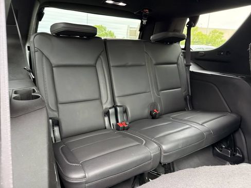 Used 2023 GMC Yukon Denali RWD image 17