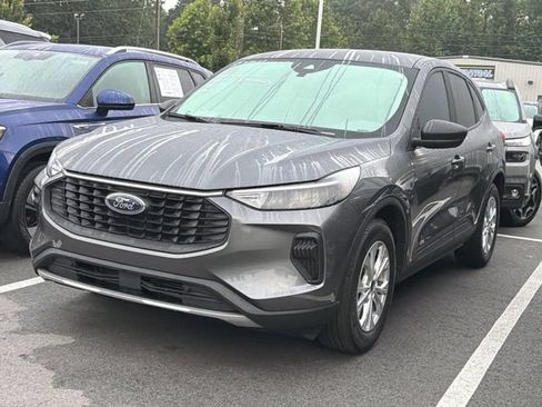 Used 2025 Ford Escape Active w/ Tech Pack #1 FWD image 7