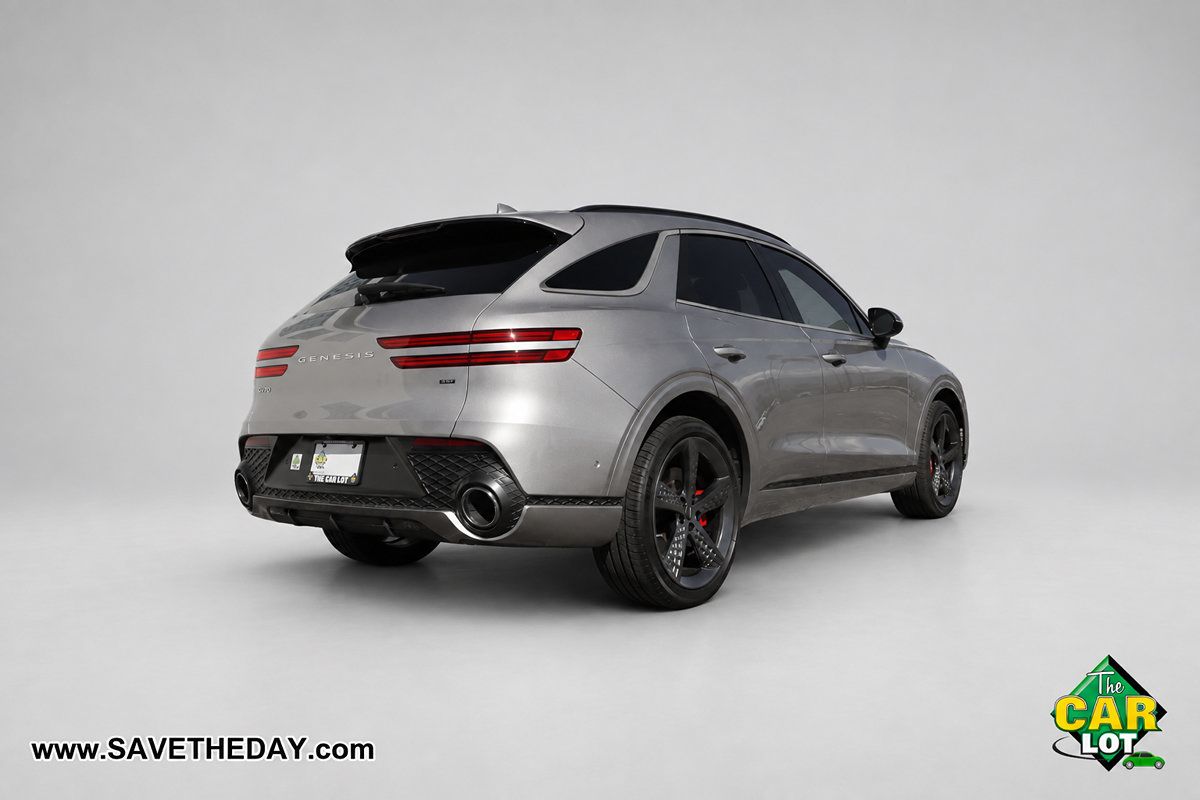 Used 2022 Genesis GV70 3.5T Sport w/ Sport Prestige Package AWD/4WD image 8