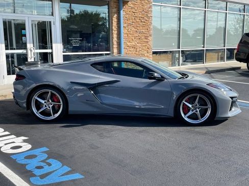 Used 2025 Chevrolet Corvette E-Ray AWD/4WD image 21