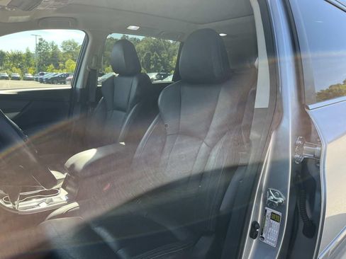 Used 2021 Subaru Ascent Limited w/ Technology Package AWD/4WD image 31