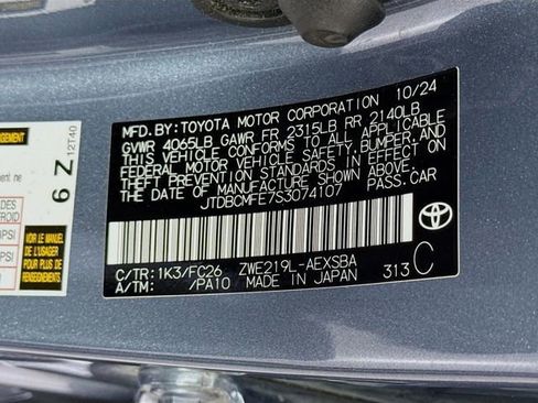 Certified 2025 Toyota Corolla SE w/ Convenience Package FWD image 31