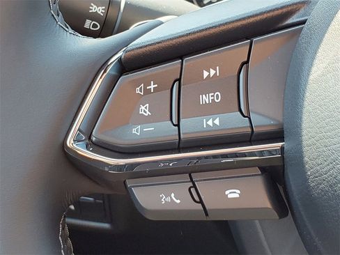 New 2025 MAZDA CX-5 Signature image 20