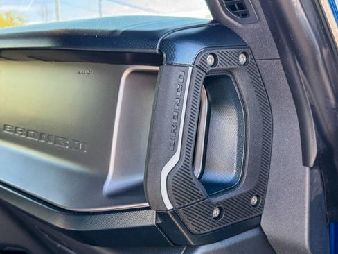 Used 2021 Ford Bronco First Edition image 12