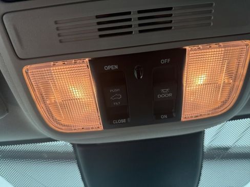 New 2026 Honda Odyssey EX-L image 22