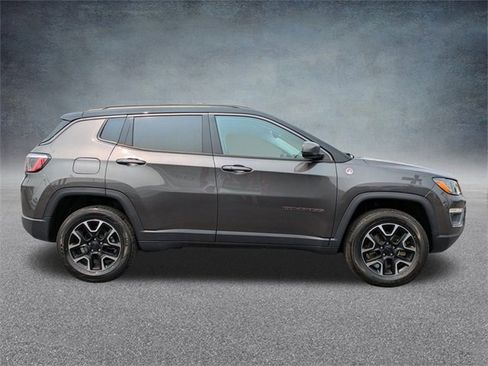 Certified 2021 Jeep Compass Trailhawk image 3