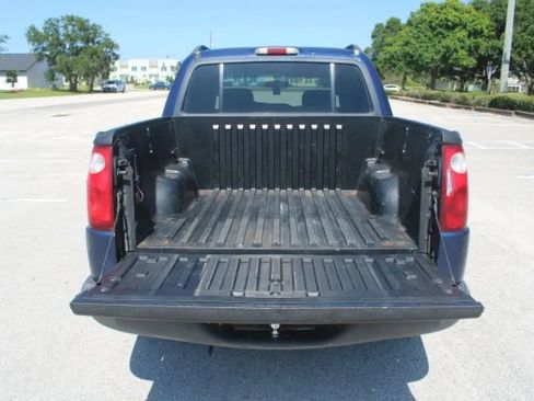 Used 2005 Ford Explorer Sport Trac XLT RWD image 30