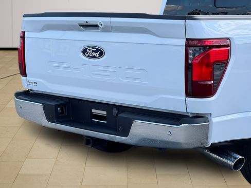 Used 2024 Ford F150 XLT w/ Equipment Group 302A MID RWD image 43