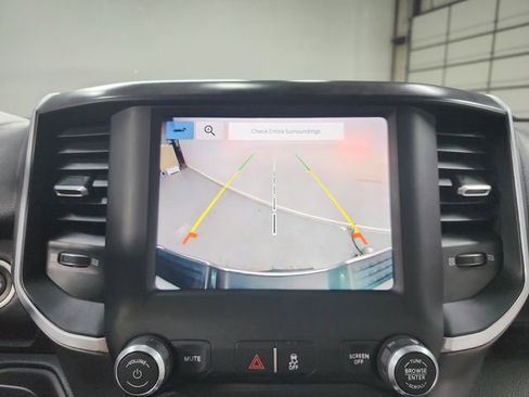 Used 2022 RAM 2500 Big Horn w/ Cold Weather Group image 26