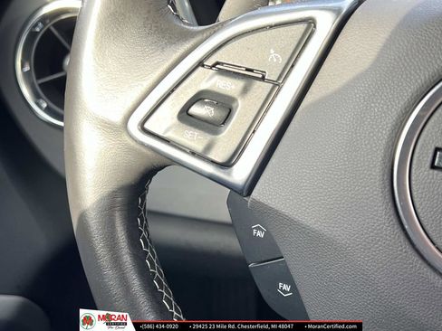 Used 2022 Chevrolet Camaro LT w/ Technology Package image 27