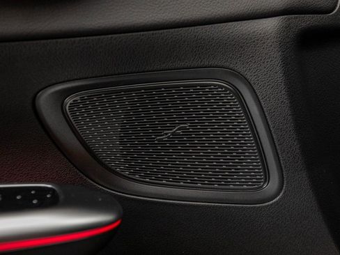 Used 2023 Mercedes-Benz C 300 Sedan image 29