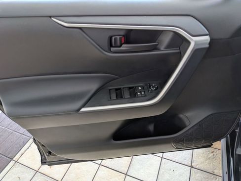 Used 2025 Toyota RAV4 LE image 14