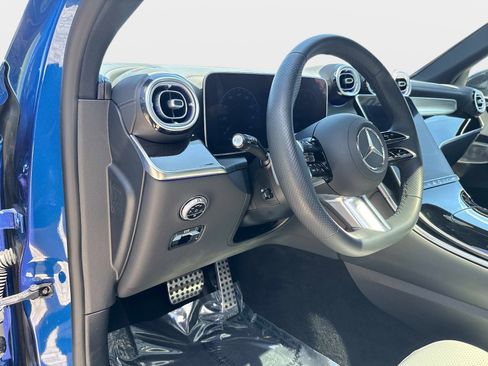 Certified 2023 Mercedes-Benz GLC 300 image 20